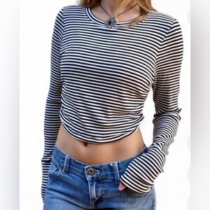 Offline by Aerie Ribbed Long Sleeve Crop Top Black and White Stripes Size Large